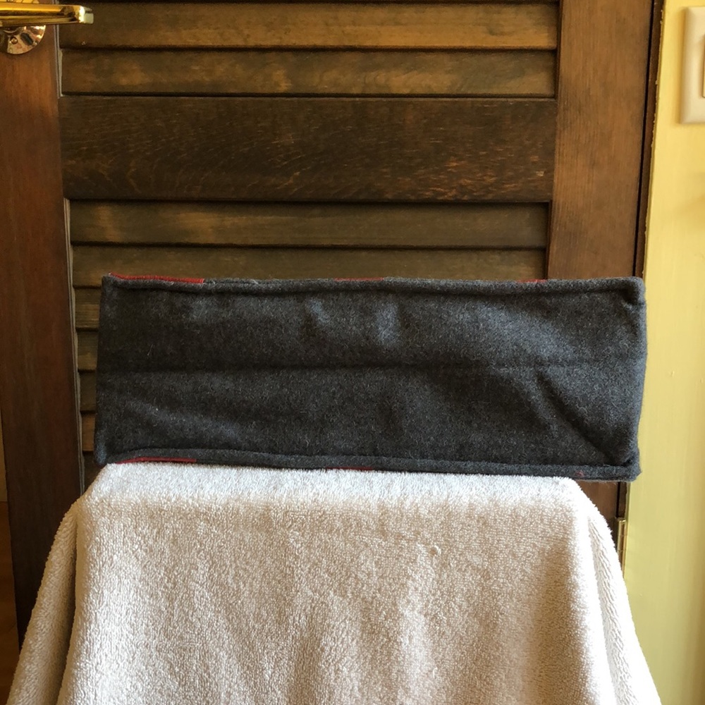 Shiraleah Gray and Red Shoulder Bag - Picture 5 of 11
